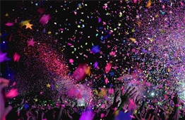 valores confetti fiesta oscura con confetti rosa